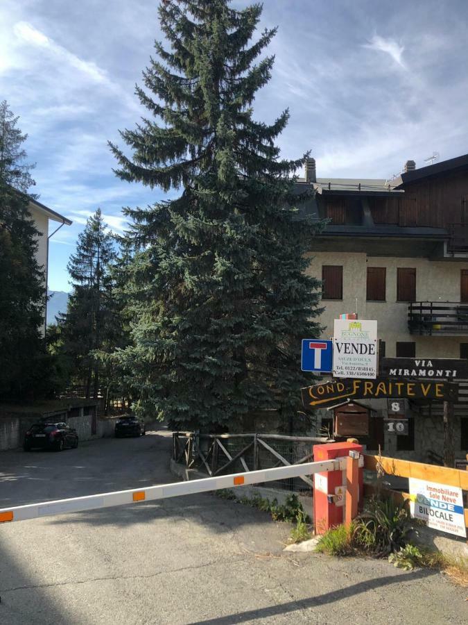 The Closest Location To The City Center And Chairlift Sauze D'Oulx Exterior photo